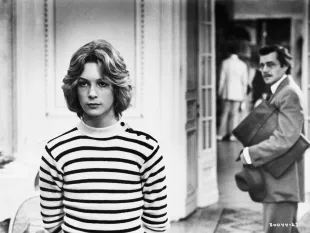 Bjorn Anderson as Tadzio and Dirk Bogarde as composer Gustav von Aschenbach in the 1971 film adaptation of the Thomas Mann novel Death in Venice. (Photo by �� John Springer Collection/CORBIS/Corbis via Getty Images)