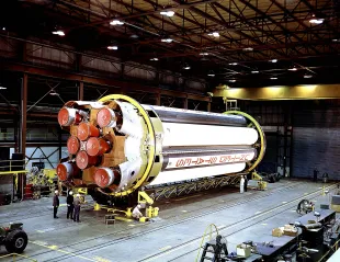 NASA engineers preparing the Saturn I S-I stage rockets in Building 4705 at Marshall Space Flight Center, Huntsville, Alabama, 1961. Image courtesy National Aeronautics and Space Administration (NASA). (Image via Getty)