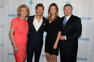 Connie Seacrest, Ryan Seacrest, Meredith Seacrest and Gary Seacrest (Image via Getty)