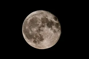 The Super Moon seen on August 20, 2024 in Turin, Italy (Image via Getty)