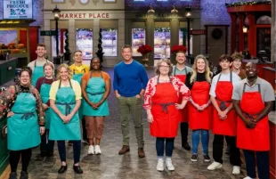 Holiday Baking Championship season 12 (Image via FoodNetwork)