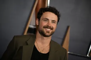 Dylan Efron from Dancing with the Stars (Image via Getty)