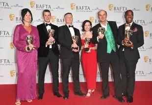 (L)Toni Ireland, John Hay, Tim Harcourt, Nicola Brown, Stephen Lambert and Stephen Yemoh — Producers of Squid Game: The Challenge (Image via Getty)