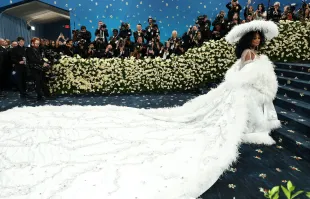NEW YORK, NEW YORK - MAY 05: Diana Ross attends the 2025 Met Gala Celebrating "Superfine: Tailoring Black Style" at Metropolitan Museum of Art on May 05, 2025 in New York City.  (Photo by Jamie McCarthy/Getty Images)