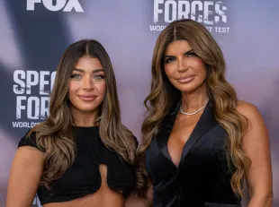  Gia Giudice with mother Teresa Giudice (Image via Getty)
