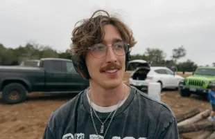 Brandon Buckingham posing for a picture (Image via Instagram/@brandon_buckingham)