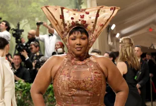 NEW YORK, NEW YORK - MAY 06: Lizzo attends The 2024 Met Gala Celebrating "Sleeping Beauties: Reawakening Fashion" at The Metropolitan Museum of Art on May 06, 2024 in New York City. (Photo by Dia Dipasupil/Getty Images)