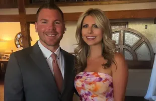 Mike Leavitt married Kara in June 2022 (Image via Facebook/Kara Leavitt)