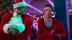 A scene from Jingle Bell Heist (Image via Netflix)