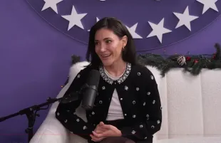 Chloe Tucker-Caine from Owning Manhattan (Image via Youtube/Chicks in the Office)