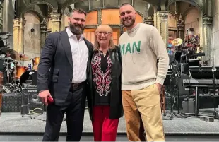 Donna Kelce with Jason ad Travis Kelce (Image via Instagram/@donnakelce)