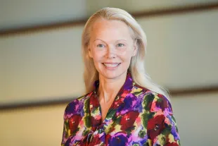 SAN SEBASTIAN, SPAIN - SEPTEMBER 27: Pamela Anderson attends at the 'The last showgirl' photocall at Kursaal, San Sebastian on September 27, 2024 in San Sebastian, Spain.  (Photo by Juan Naharro Gimenez/Getty Images)