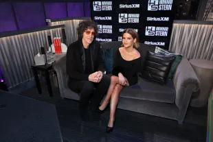 NEW YORK, NEW YORK - DECEMBER 13: Howard Stern and Maren Morris pose for a photo during SiriusXM's 'The Howard Stern Show' at SiriusXM Studios on December 13, 2023 in New York City. (Photo by Cindy Ord/Getty Images for SiriusXM)