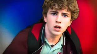 Percy in ‘Percy Jackson and the Olympians’ season 2 (Custom cover by PRIMETIMER, Original Image [YouTube/Disney+])