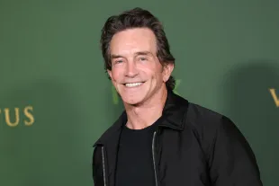Survivor host Jeff Probst (Image via Getty)