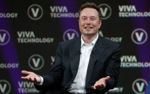 PARIS, FRANCE - JUNE 16: Chief Executive Officer of SpaceX and Tesla and owner of Twitter, Elon Musk attends the Viva Technology conference dedicated to innovation and startups at the Porte de Versailles exhibition centre on June 16, 2023 in Paris, France. Elon Musk is visiting Paris for the VivaTech show where he gives a conference in front of 4,000 technology enthusiasts. He also took the opportunity to meet Bernard Arnaud, CEO of LVMH and the French President. Emmanuel Macron, who has already met Elon Musk twice in recent months, hopes to convince him to set up a Tesla battery factory in France, his pioneer company in electric cars. (Photo by Chesnot/Getty Images)