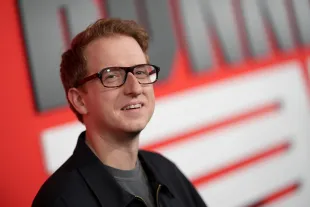 James Austin Johnson or SNL's Donald Trump (Image via Getty)