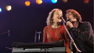 Kate Hudson and Hugh Jackman in Song Sung Blue (Image via Instagram/@focusfeatures)