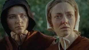  Amanda Seyfried as Ann Lee and Thomasin McKenzie as Mary Partington in The Testament of Ann Lee (Image via Youtube/@SearchlightPictures)