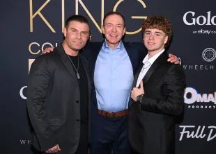  Ken Goldin at King Of Collectibles Season 3 Premiere Party (Image Via Getty)