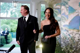 Chip Gaines and Joanna Gaines (Image via Getty)