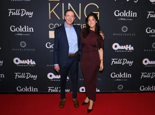  Ken Goldin and Laura Goldin (Image Via Getty)