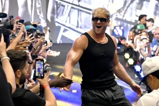 Shiloh Hendrix GiveSendGo raises over $800K as woman in viral Rochester