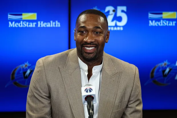 Former Washington Wizards player Gilbert Arenas addresses the media before the game between the Washington Wizards and the Miami Heat (Image via Getty)