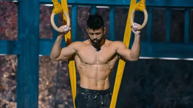 Mark Mugen from Team Philippines (Image via Instagram/@markmugen)