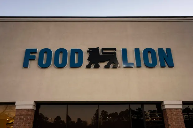 Are Food Lion stores open on New Year 2026? (Photo by Al Drago/Getty Images)