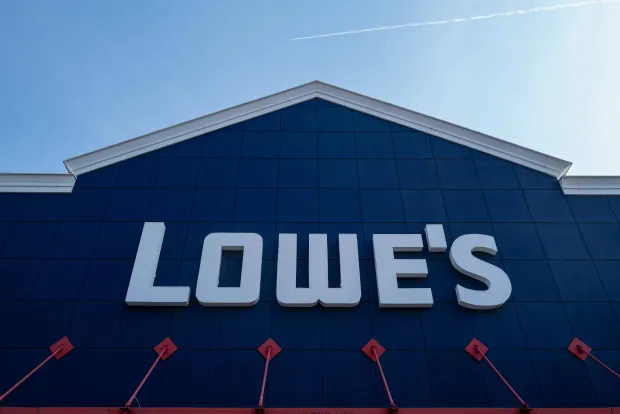 Are Lowe's stores open on New Year 2026? (Photo by Spencer Platt/Getty Images)